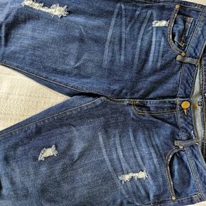 cabi Slim Boyfriend Distressed Medium Wash Style 3045 Jeans Size 14